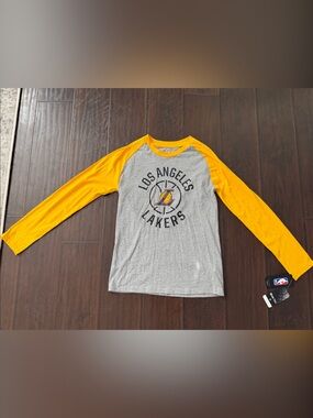 Lakers NBA Long Sleeve T-Shirt - Youth Size Large 14-16 - New With Tags
